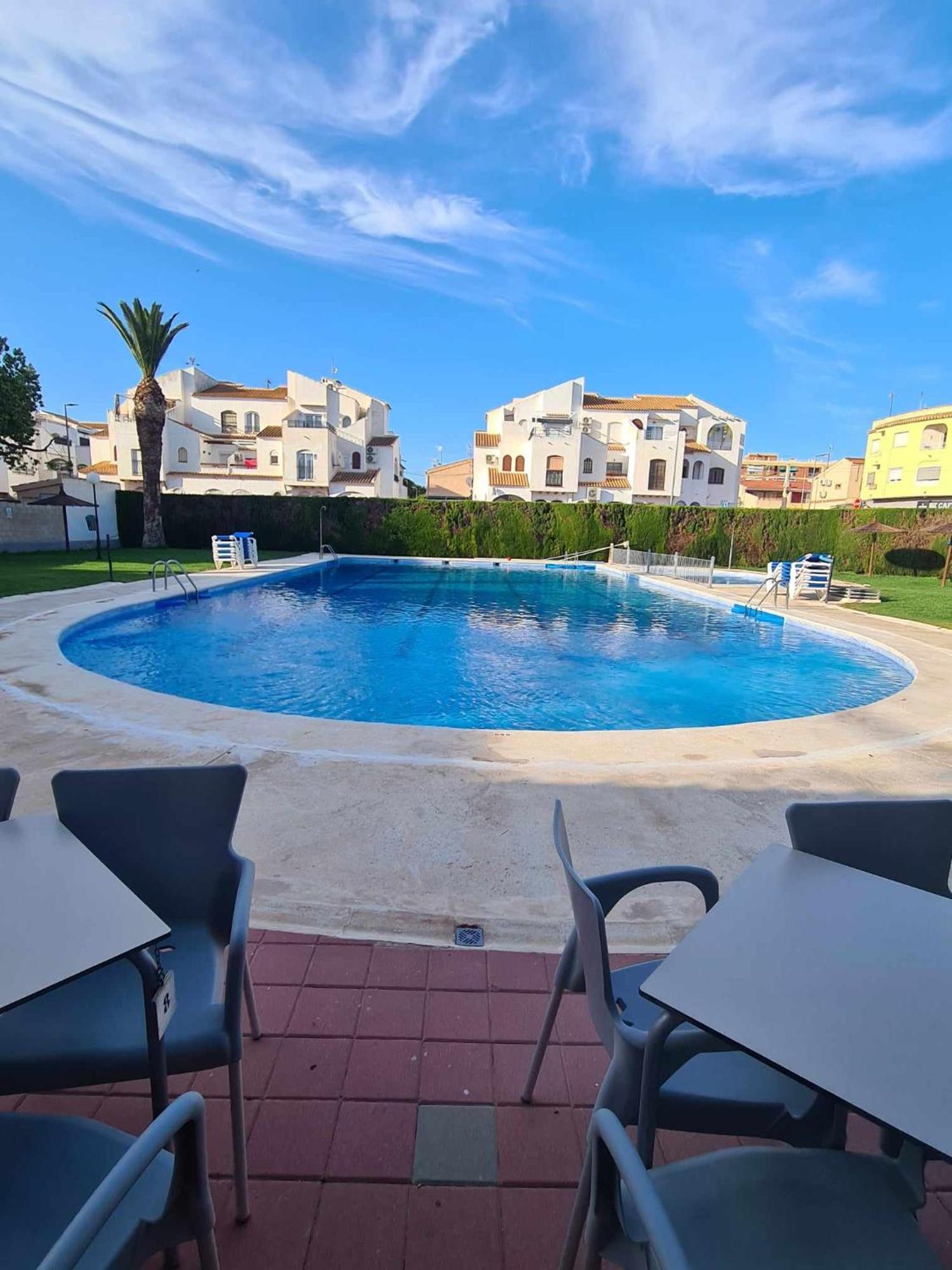 Alex Bungalow Torrevieja Exterior foto